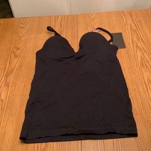 Carrie Amber Intimates Shaping Cami, size S/M.  Black. NWT!